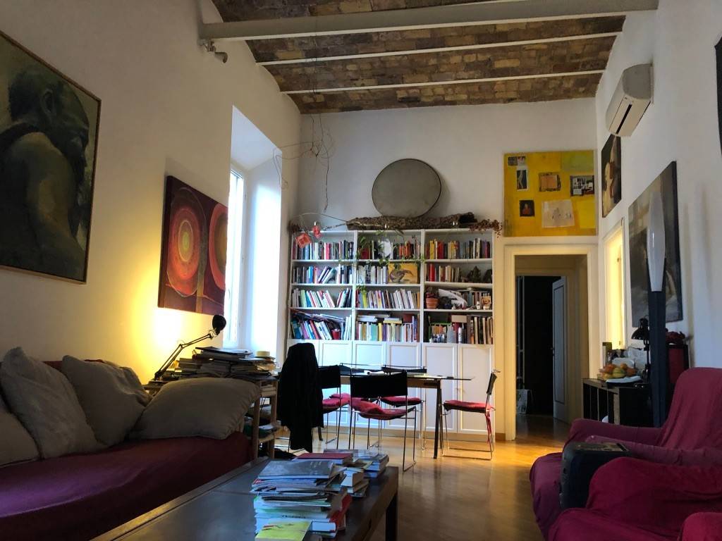 appartamento in vendita a Roma in zona Trastevere