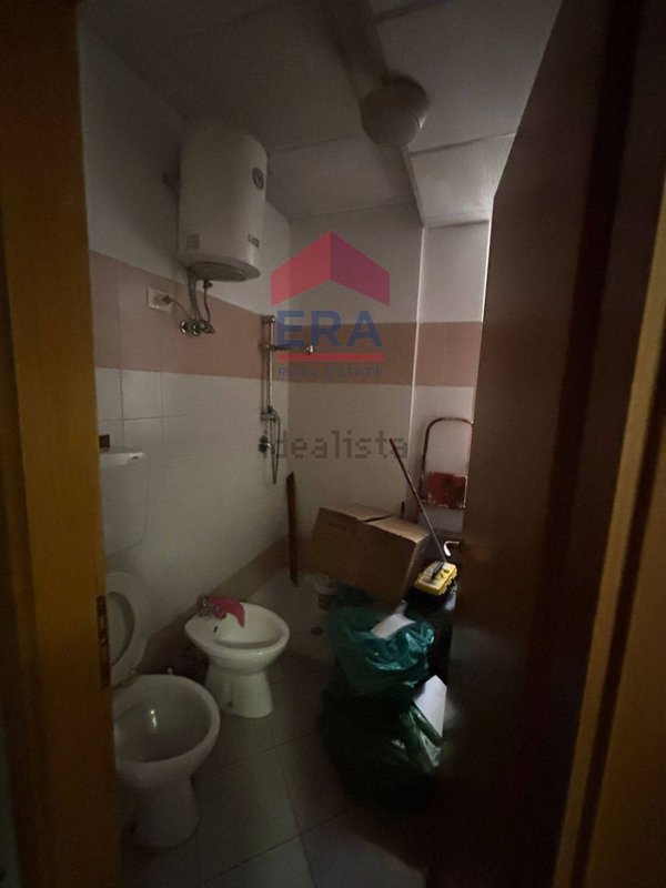 ufficio in vendita a Roma in zona Portuense