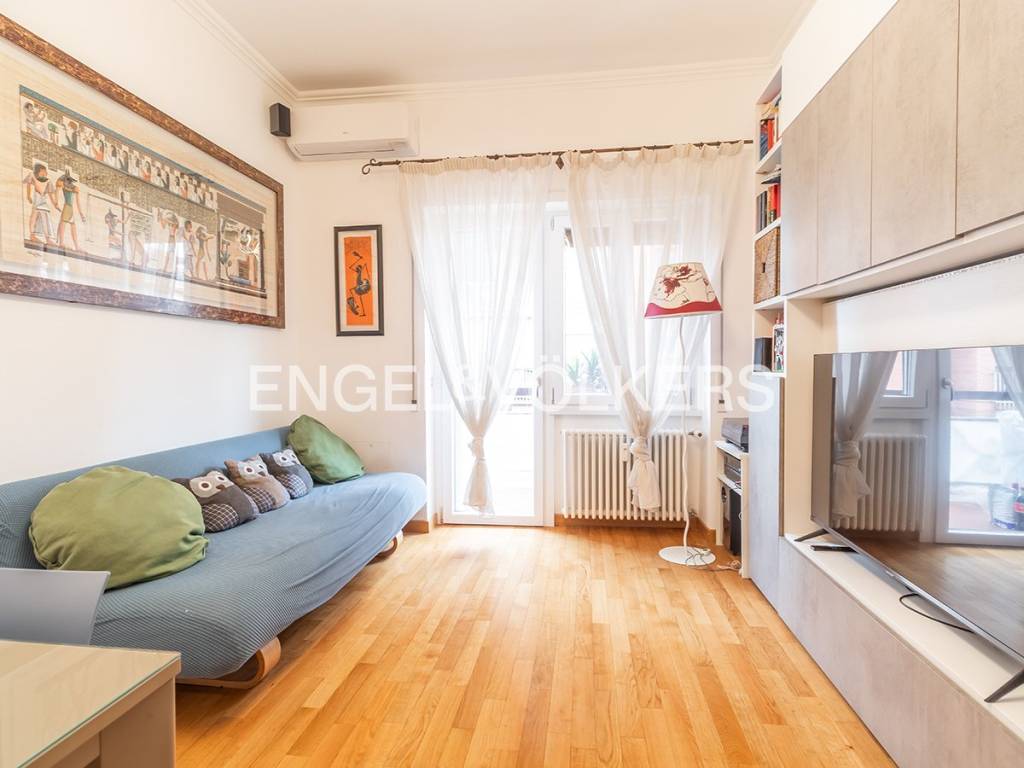 appartamento in vendita a Roma in zona Portuense