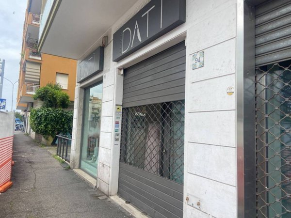 negozio in vendita a Roma in zona Aurelio