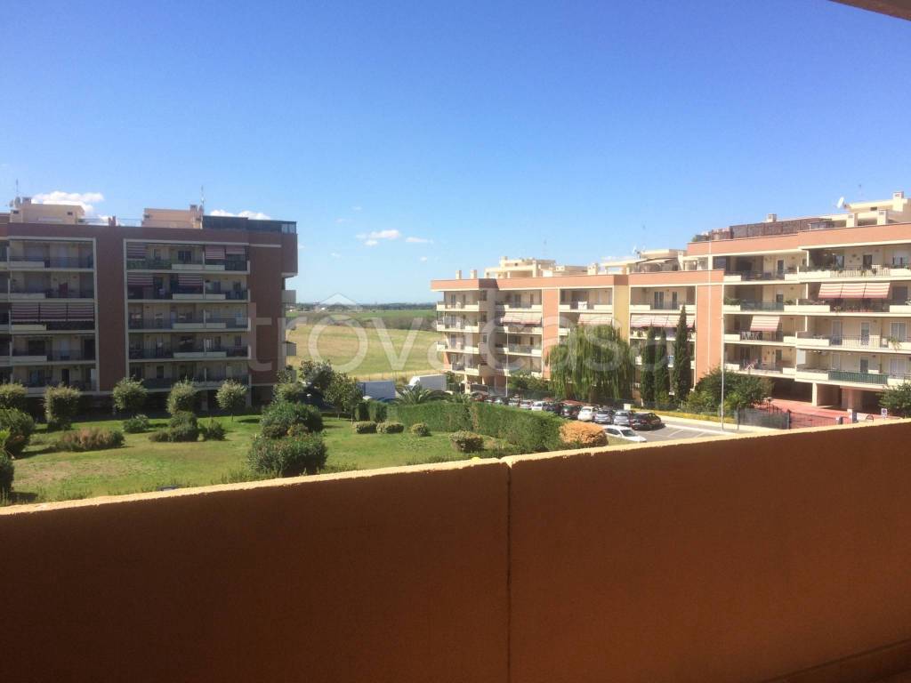 appartamento in vendita a Roma in zona Ponte di Nona