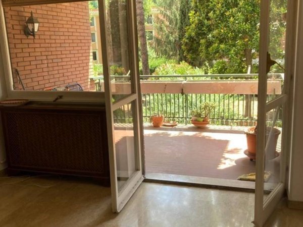 appartamento in vendita a Roma in zona Ardeatino
