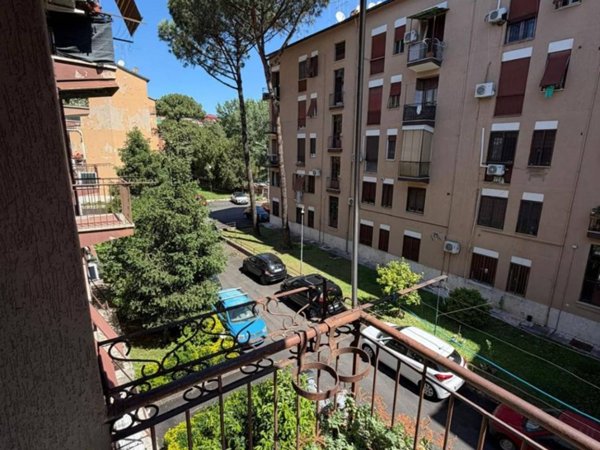 appartamento in vendita a Roma in zona Prenestino-Centocelle