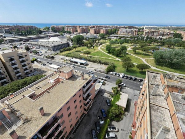 appartamento in vendita a Roma in zona Ostia