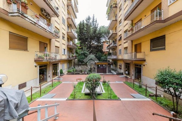 appartamento in vendita a Roma in zona Ponte Mammolo
