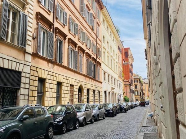 appartamento in vendita a Roma in zona Campo Marzio