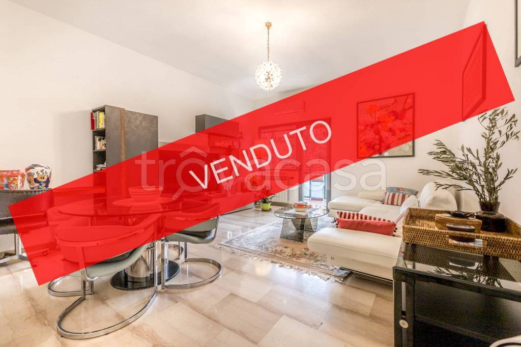 appartamento in vendita a Roma in zona Portuense