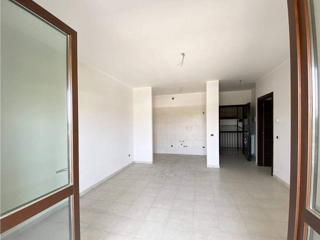 appartamento in vendita a Roma in zona Torre Angela