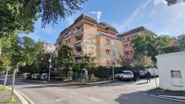 casa indipendente in vendita a Roma in zona Collatino