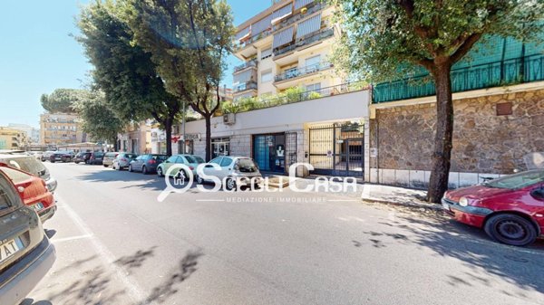locale commerciale in vendita a Roma in zona Monte Sacro/Talenti