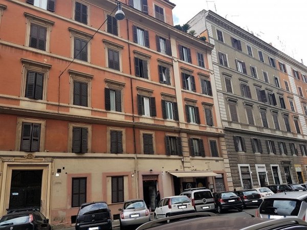 appartamento in vendita a Roma in zona Esquilino