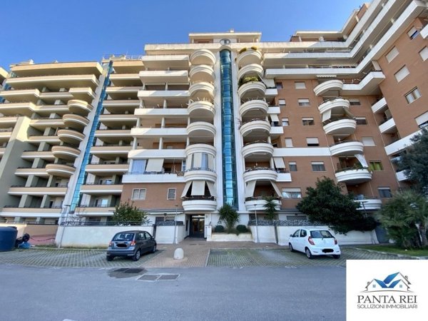 casa indipendente in vendita a Roma in zona Acilia