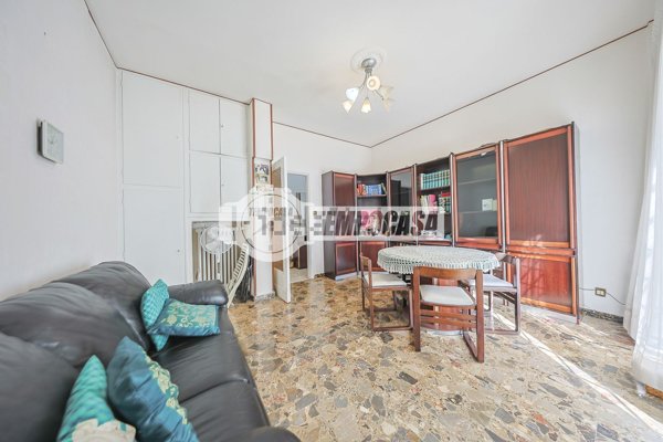 appartamento in vendita a Roma in zona Torre Spaccata