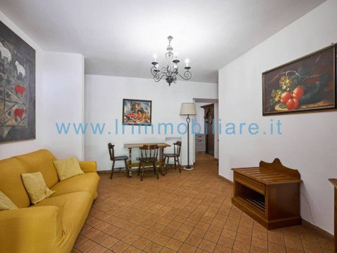appartamento in vendita a Roma in zona Mostacciano