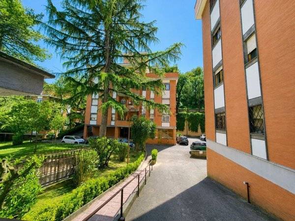 appartamento in vendita a Roma