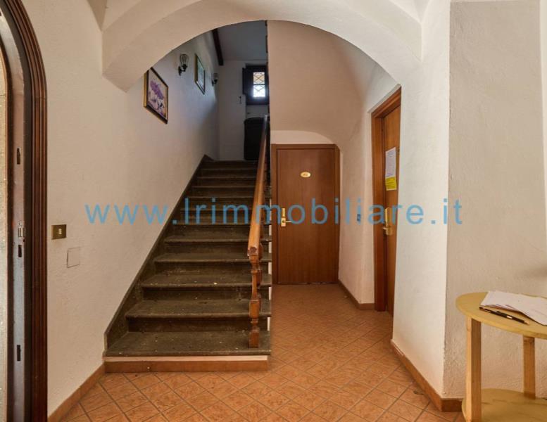appartamento in vendita a Roma in zona Mostacciano