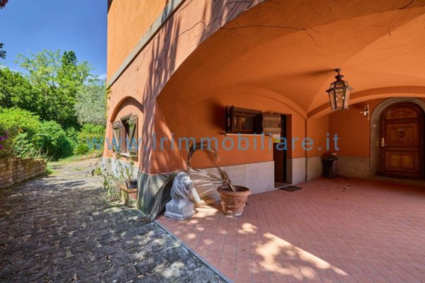 appartamento in vendita a Roma in zona Mostacciano