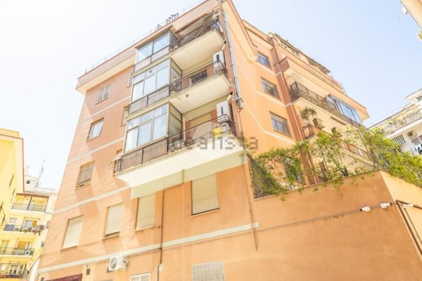 appartamento in vendita a Roma in zona Gianicolense
