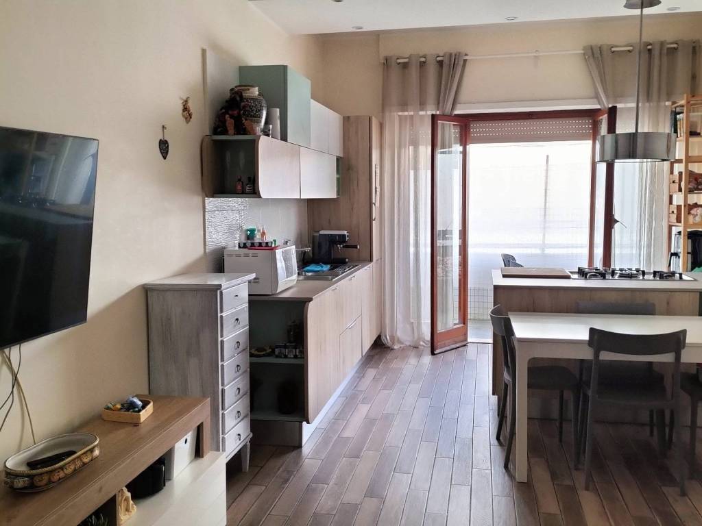 appartamento in vendita a Roma in zona Ostia