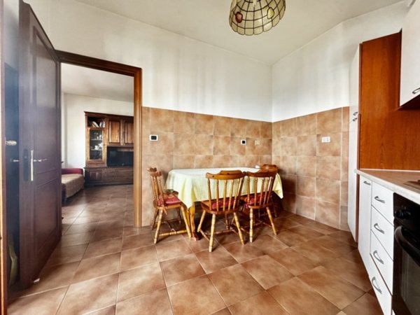 appartamento in vendita a Roma in zona Tor Cervara