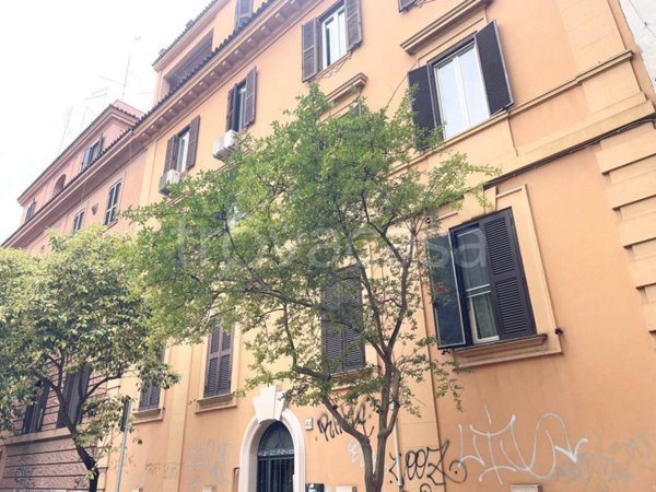 appartamento in vendita a Roma in zona Prenestino-Labicano