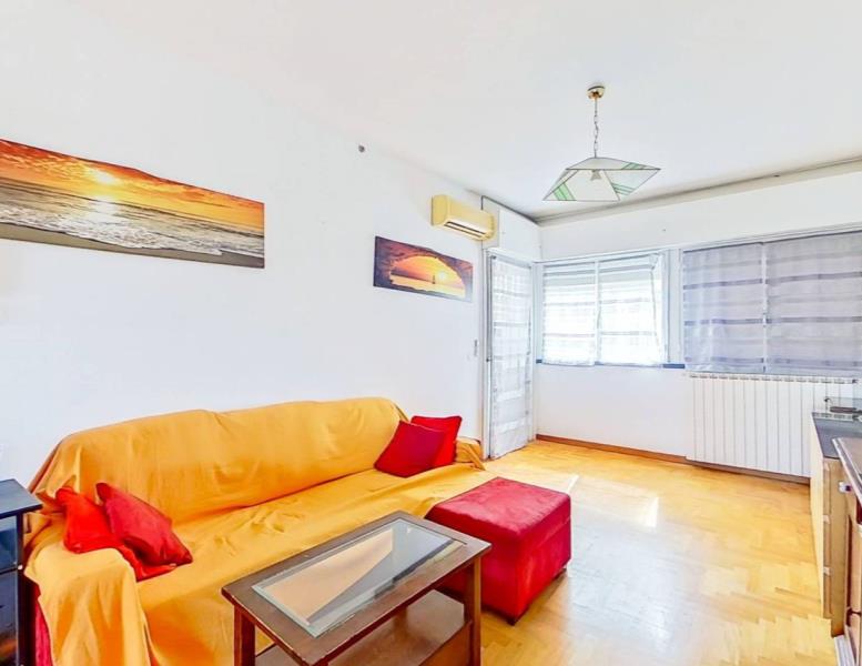 appartamento in vendita a Roma in zona Ostiense