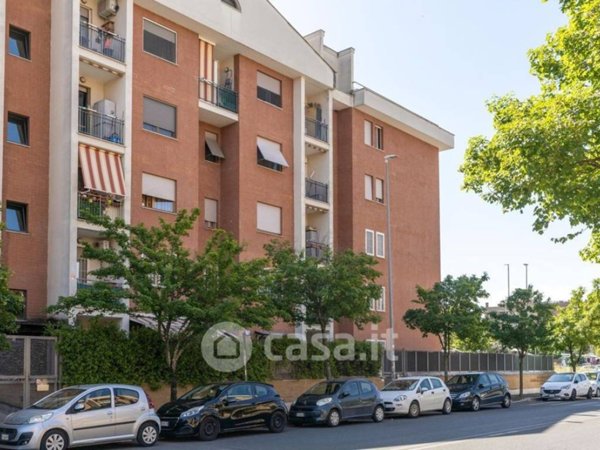 appartamento in vendita a Roma in zona Romanina