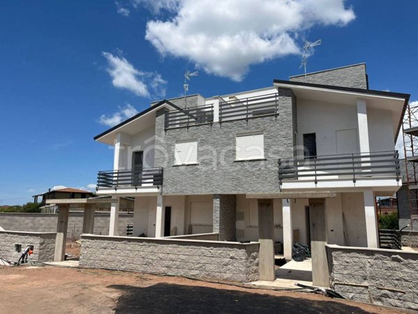 casa indipendente in vendita a Roma in zona Trigoria