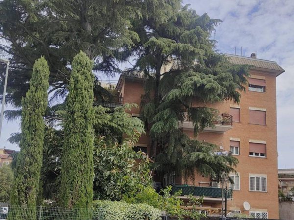 appartamento in vendita a Roma in zona Gianicolense