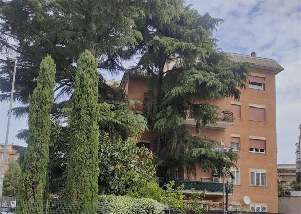 appartamento in vendita a Roma in zona Gianicolense