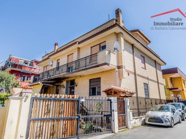 appartamento in vendita a Roma in zona Acilia