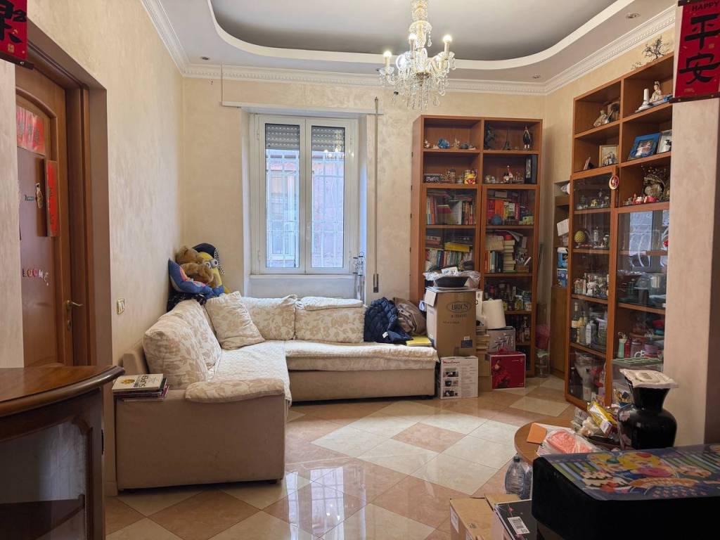 appartamento in vendita a Roma in zona Castro Pretorio
