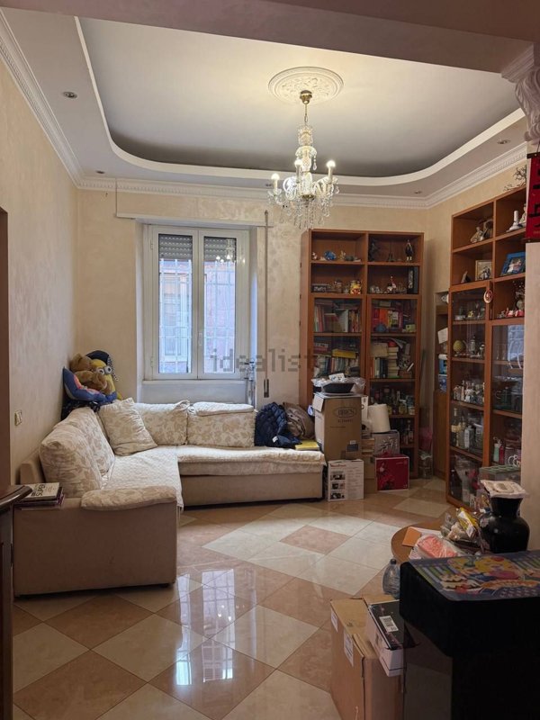 appartamento in vendita a Roma in zona Castro Pretorio