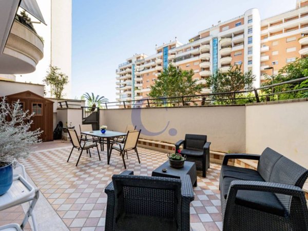 appartamento in vendita a Roma in zona Acilia