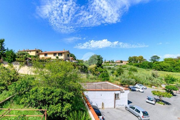 appartamento in vendita a Roma in zona Colle del Sole