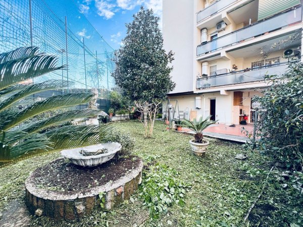 appartamento in vendita a Roma in zona Torrino