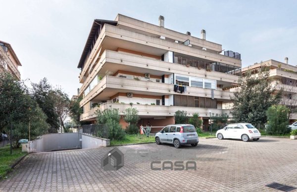 appartamento in vendita a Roma in zona Ponte di Nona