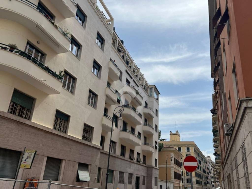 appartamento in vendita a Roma in zona Esquilino