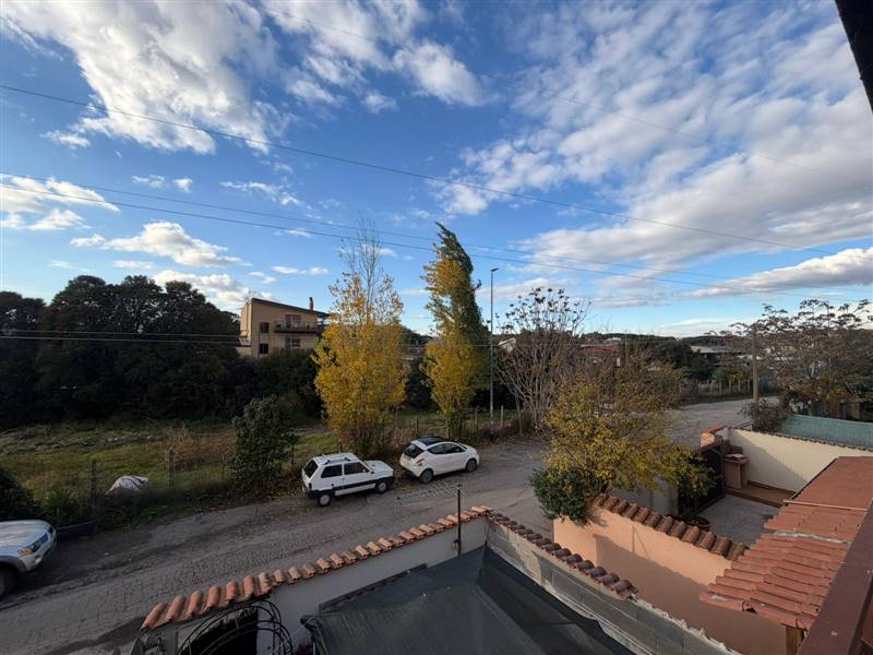 appartamento in vendita a Roma in zona Finocchio