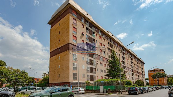 appartamento in vendita a Roma in zona Don Bosco