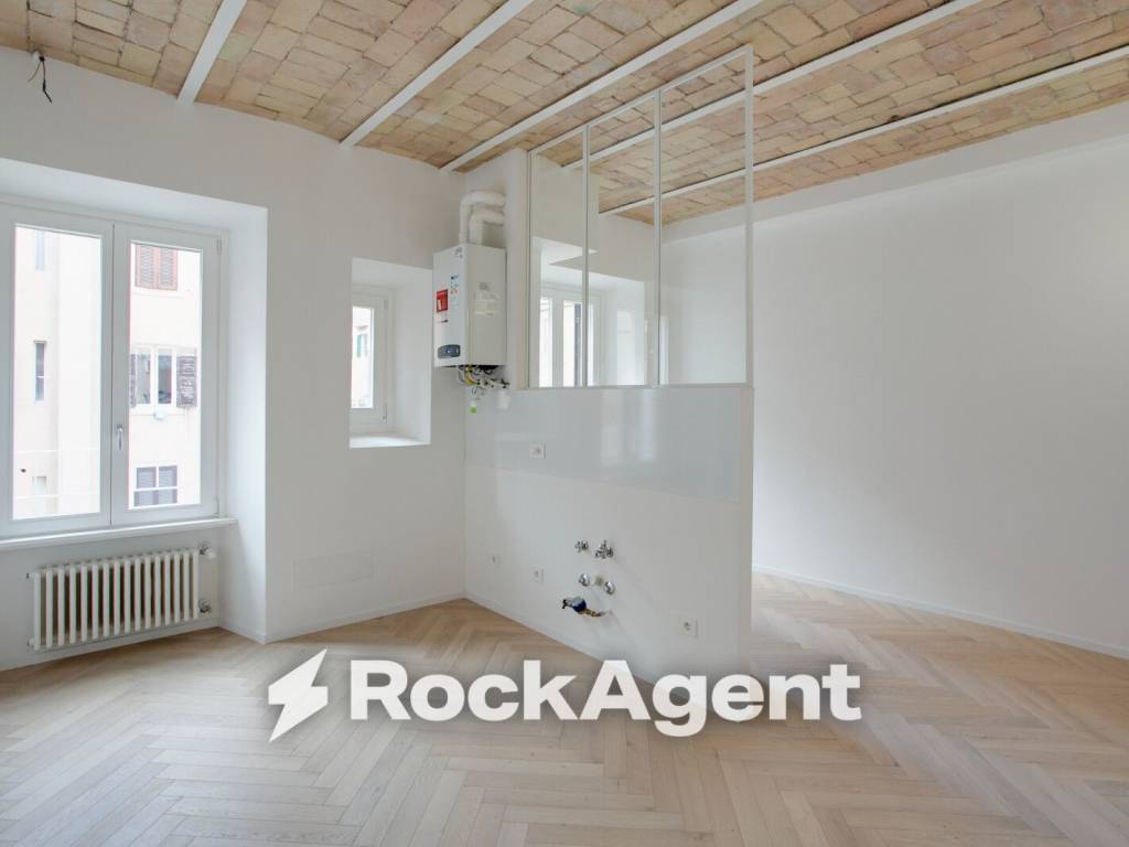 appartamento in vendita a Roma in zona Rione Prati