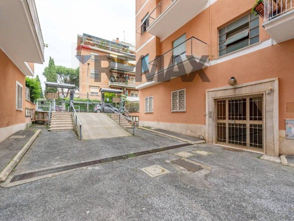 appartamento in vendita a Roma in zona Torrevecchia