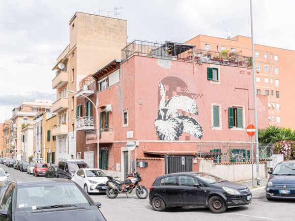 appartamento in vendita a Roma in zona Prenestino-Centocelle