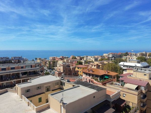 appartamento in vendita a Roma in zona Ostia