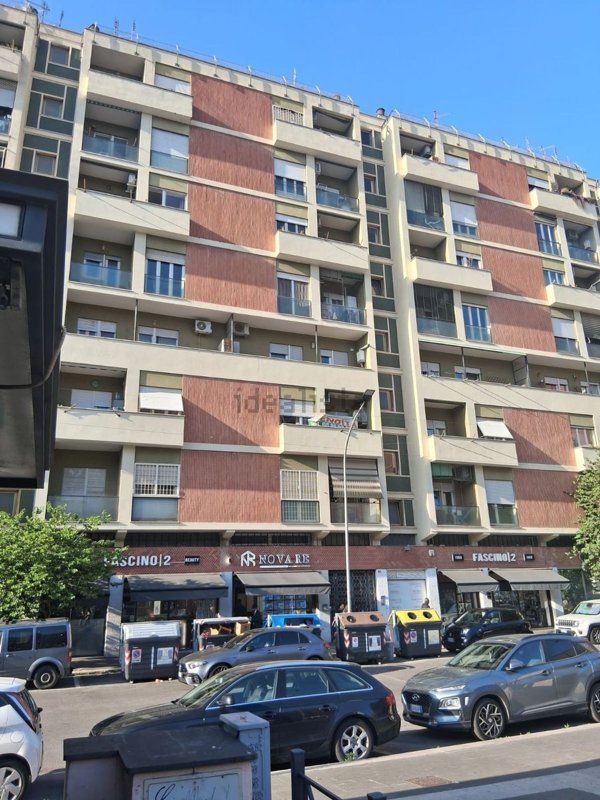 appartamento in vendita a Roma in zona Prenestino-Labicano