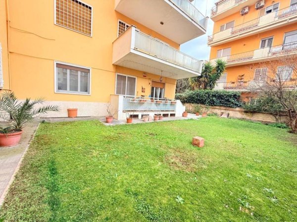 appartamento in vendita a Roma in zona Primavalle