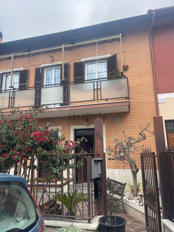 appartamento in vendita a Roma in zona Tor Sapienza