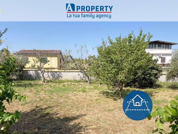 terreno agricolo in vendita a Roma in zona Giardini di Corcolle