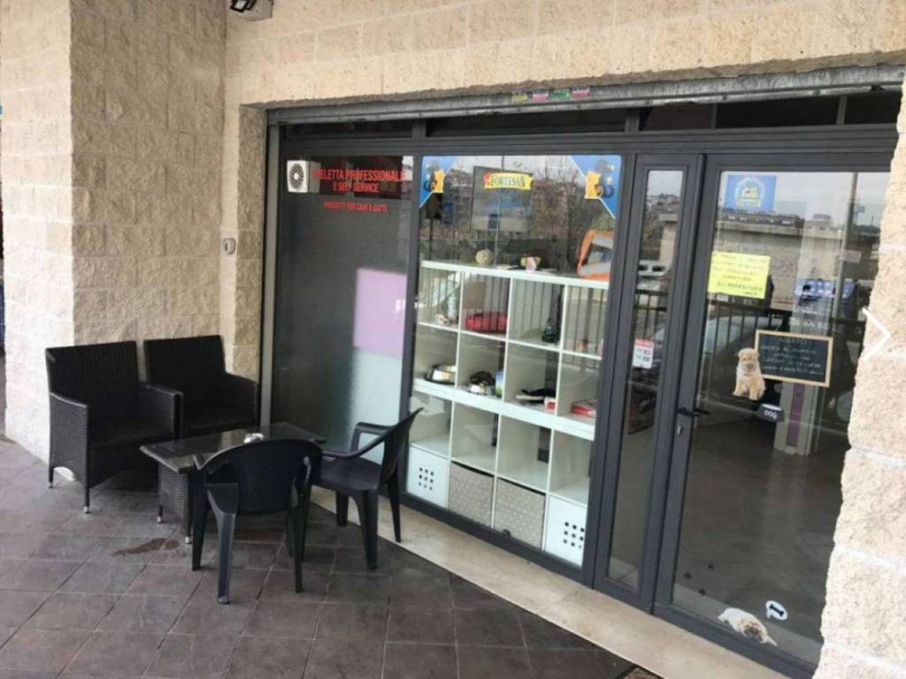 negozio in vendita a Roma in zona Monte Sacro/Talenti