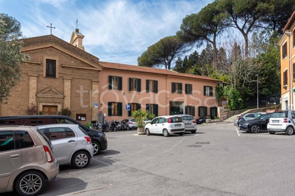 appartamento in vendita a Roma in zona Magliana Vecchia